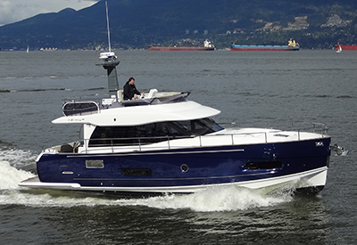 Azimut Magellano 43 - Running
