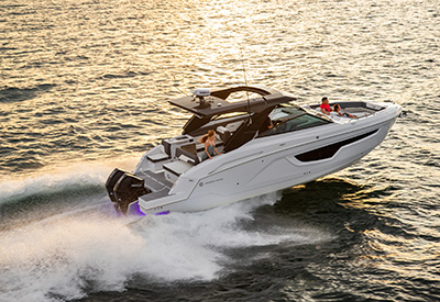 Cruisers 34GLS Robert Holland 400