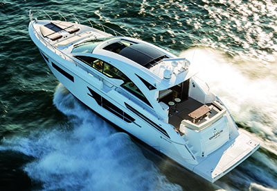Cruisers Cantius 60 - Running