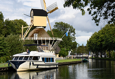 Galley Guys in Holland - on the canal