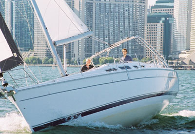 Hunter 41 - under sail