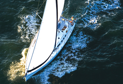 Hunter 49 - Under Sail