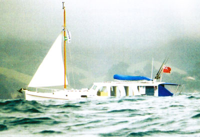 Logan 33 - On the water