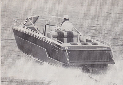 Scorpion 210F Sailing Exterior Back