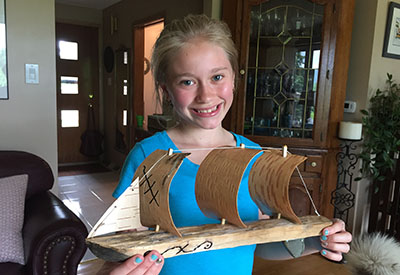 Chelsea Tiny Wooden Boat