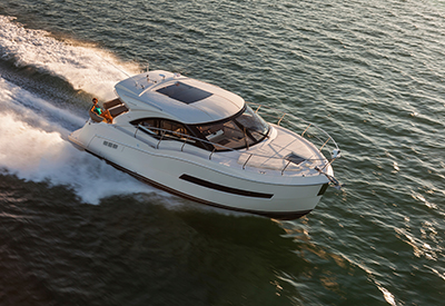 Carver C37 Running