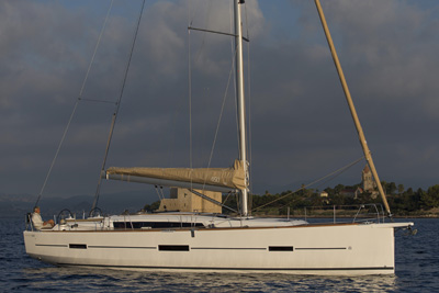 Dufour 460