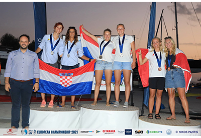 Antonia and Georgia - Bronze