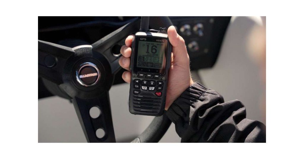 Les quatre (4) principales erreurs commises par les plaisanciers lors de l'utilisation des radio VHF