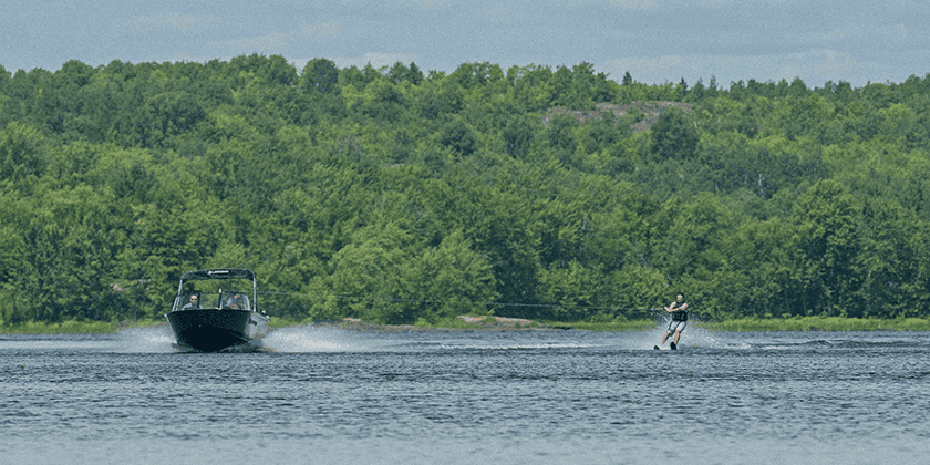 Waterskiing