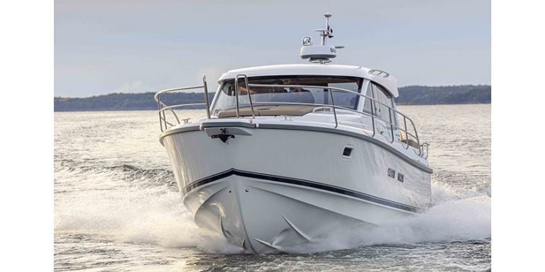 Le Nimbus 365 Coupe – Pour la croisière et l’exploration