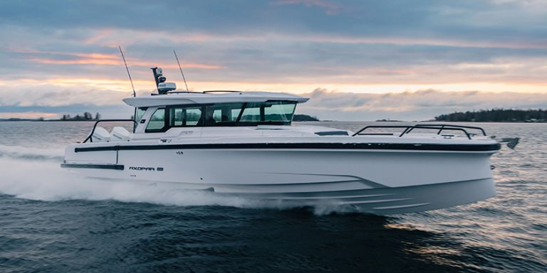 New Boats: Axopar Debuts 38XC Cross Cabin in Düsseldorf